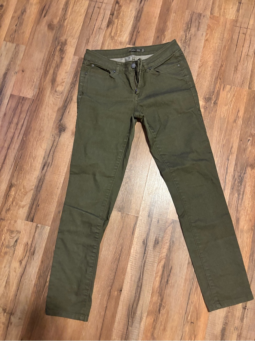 Prana Olive Utility Pants - Picture 3 of 3